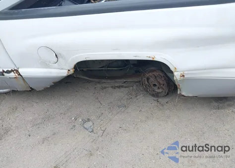 2000 Dodge Ram 1500 St z USA, uszkodzony, nr VIN 1B7HC13ZXYJ180930